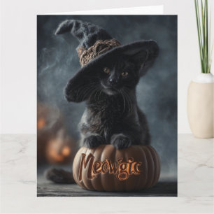 Cartão Gato Preto "Meowgico" Assustador em um Chapéu de B