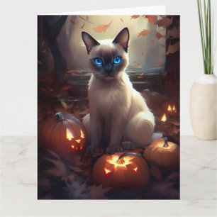 Cartão Gato Siamês do Halloween Com Pumpkins Assustado