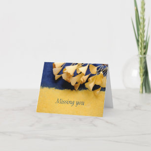 Cartão ginkgo leaves on texture missing you note card