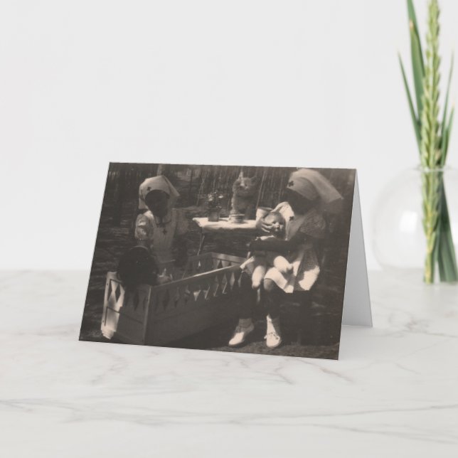 Cartão Girls in Red CRoss Nurse Costume Get Well  Card (Frente)