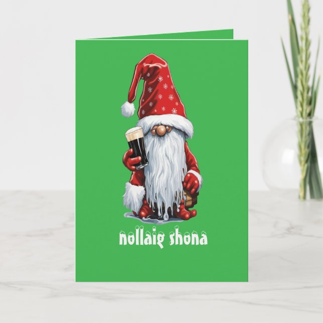Cartão Gnomo Festivo Segurando um Copo de Cerveja Preta I (Frente)