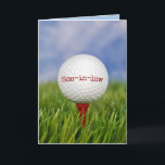 Cartão Golf Ball On Tee for Son-in's Birthday Card<br><div class="desc">Feche a bola de golfe no chá vermelho na grama verde para o aniversário do genro. O texto na bola pode ser editado.</div>