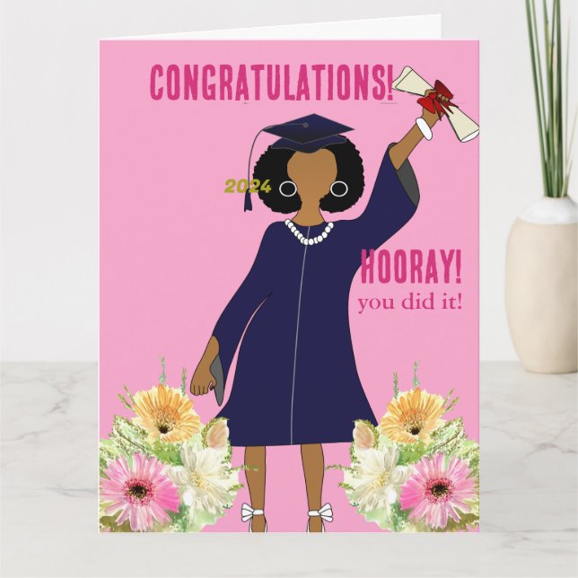 Cartão Graduação Amarelo Floral da African American Girl (Frente)