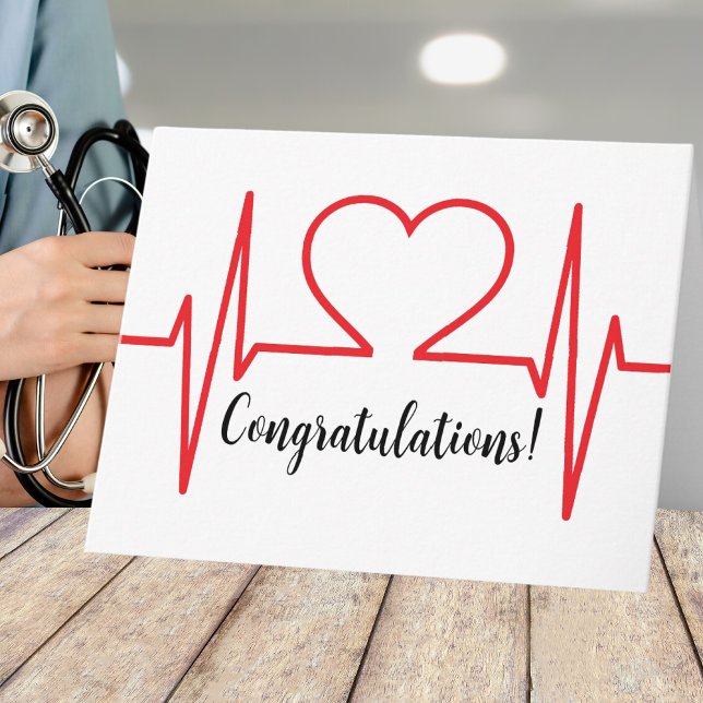 Cartão Graduação Simples na Faculdade de Medicina de Enfe (Red Heart Beat EKG Line Card)