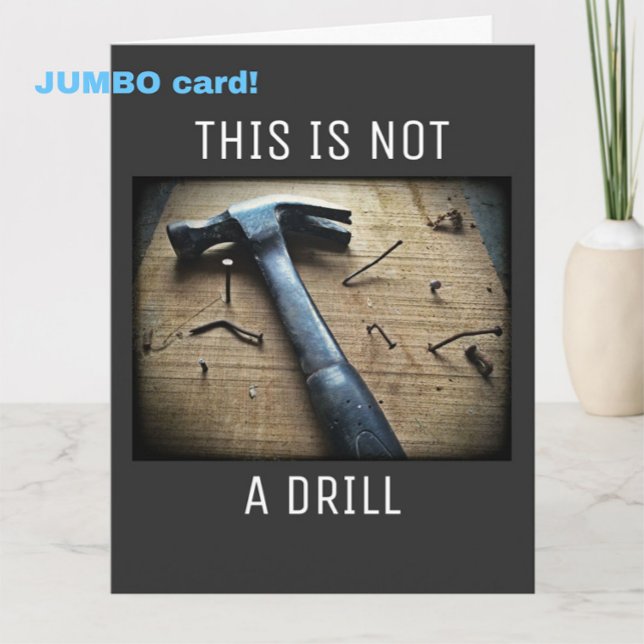 Cartão Grande Dia de os pais Engraçado "Isto não é uma br (Celebrate Dad with this funny, punny, tool-themed Father's Day JUMBO card!)