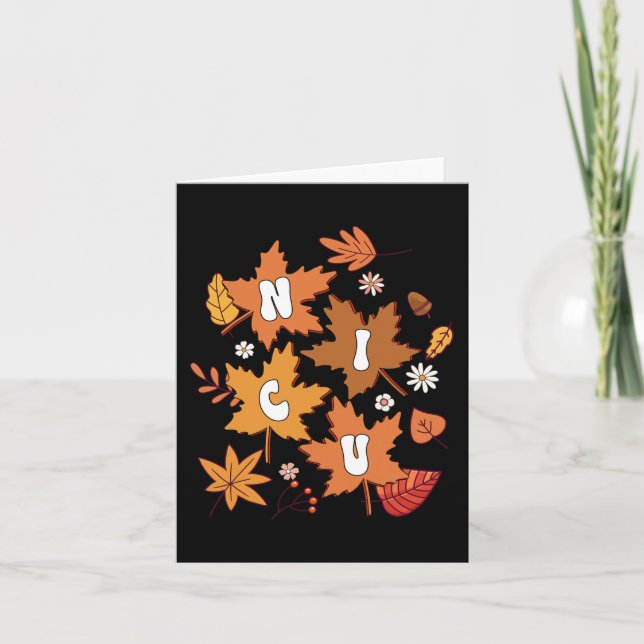 Cartão Groovy Autumn NICU Enferse Maple Leaf Fall Vibes D (Frente)