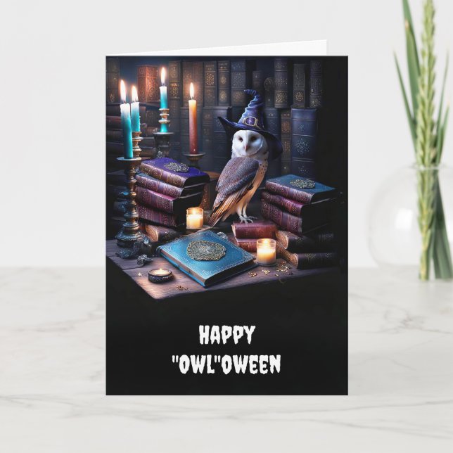 Cartão Halloween General com Coruja Mystical Magical Book (Frente)