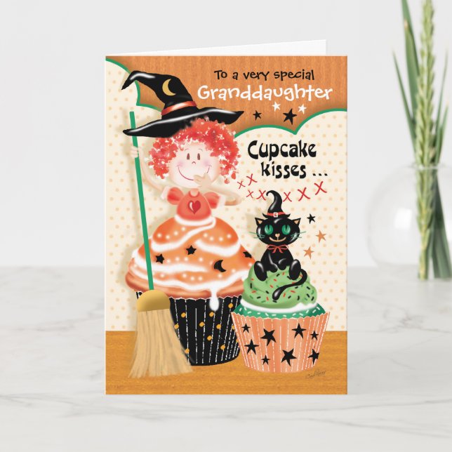 Cartão Halloween Granddaughter, Cupcake Marcy Pam, Witch (Frente)