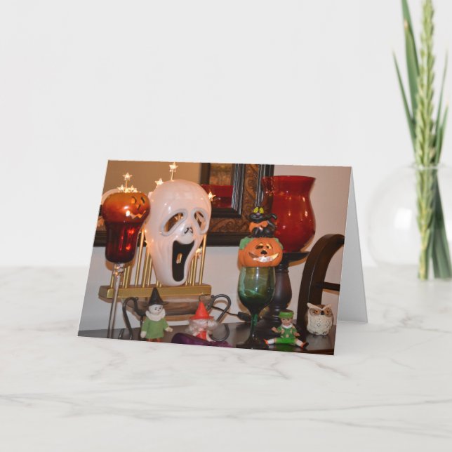 Cartão Halloween Mask and Figurines (Frente)