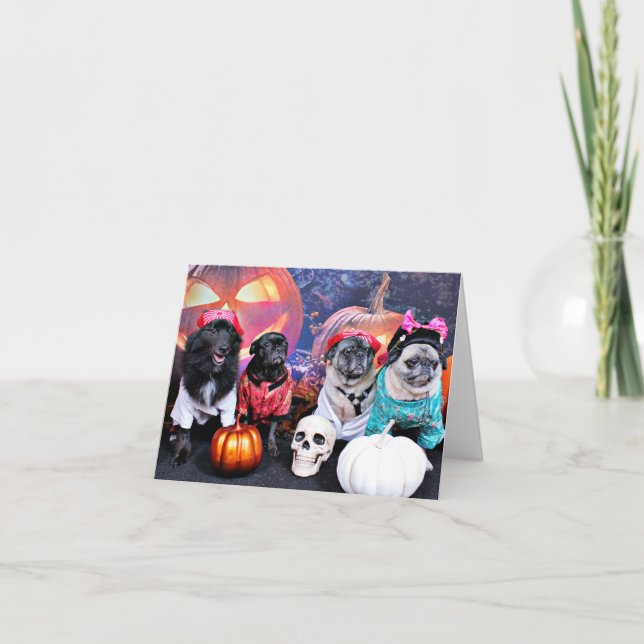 Cartão Halloween - Pug - Bruno Pearl Bear Ms Wiggens (Frente)