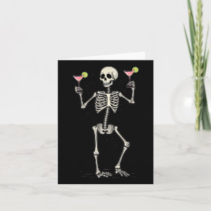 Cartão Halloween Skeleton Bebendo Cosmopolitan Tail