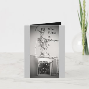 Cartão Halloween Skeleton Office Union Coffee Break