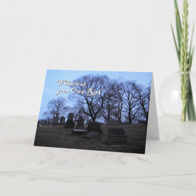 Cartão Halloween, Spooky Graveyard, Assobio em risco próp (Frente)
