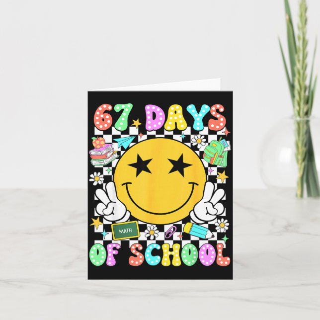 Cartão Happy 67th Day Of School Vibes Smile Face 67 Days  (Frente)