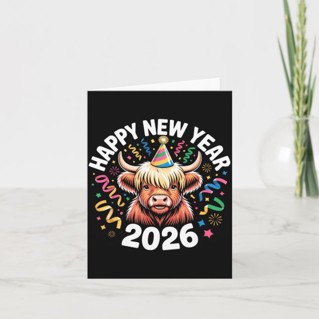 Cartão Happy New Year 2026 Highland Cow &amp; Party Hat N (Frente)