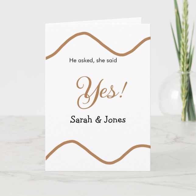 Cartão He asked she said yes engagement simple minimal  (Frente)