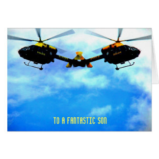 Cartão Helicóptero da polícia contra o céu