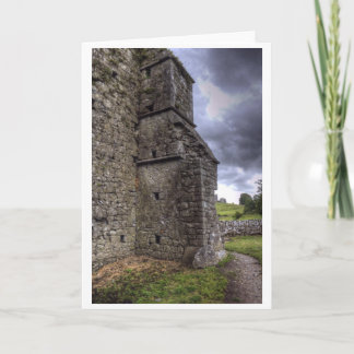 Cartão Hiding at the Abbey