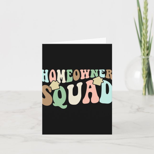 Cartão Homeowner Squad - New House Family Matching Groovy (Frente)