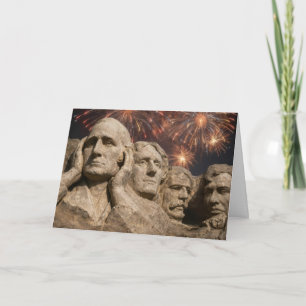Cartão Humor do Monte Rushmore de Aniversário com Fogos d