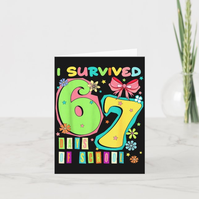 Cartão I Survived 67 Days Of School Coquette Bow Teachers (Frente)