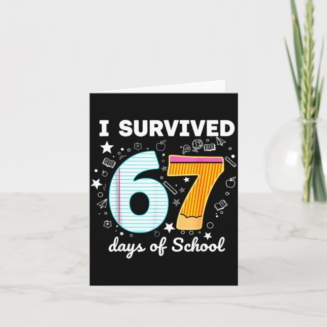 Cartão I Survived 67 Days Of School Funny Meme Teacher St (Frente)