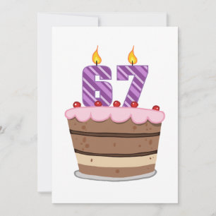 Cartão Idade 67 no bolo de aniversário