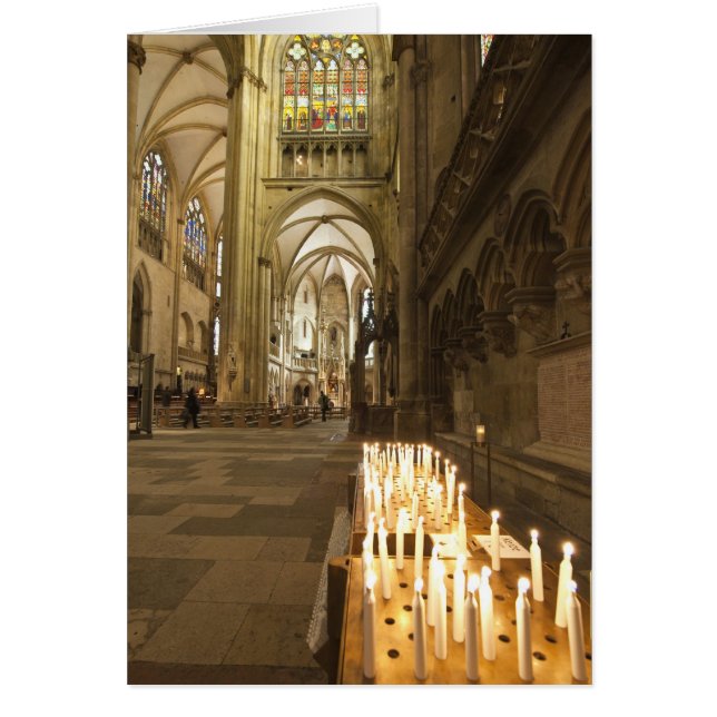 Cartão Interior da Rua. Catedral de Peter em Regensburg (Frente)