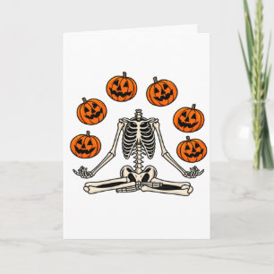 Cartão Ioga de Esqueleto de Halloween com Cabeças de Abób