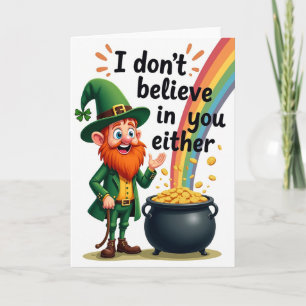 Cartão Irlandês Divertido do Leprechaun Sortudo