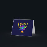 Cartão Jewish Candlesticks<br><div class="desc">Velas judaicas tradicionais simbolizando a estrela judaica hebraica e a luz. Se você está procurando presentes judeus,  ideias de presentes para Bas e Bar Mitzvah,  casamentos ou feriados judeus como Hanukkah e Passover,  visite nossos cartões de saudação,  presentes para bebês e presentes de aniversário.</div>