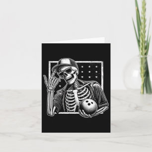 Cartão Jogador de Boliche Skeleton Aniversário Halloween