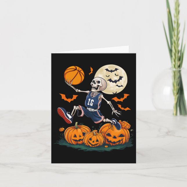 Cartão Jogando basquete no Halloween Men (Frente)