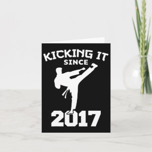 Cartão Karate Martirizam Desde Engraçado Kid Bir