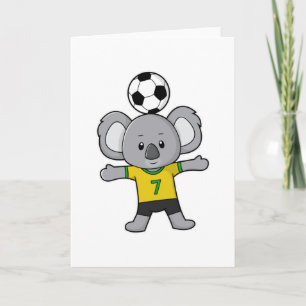 Cartão Koala como jogador de futebol com bola de futebol
