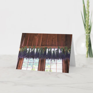 Cartão Lavanda pendurada em um celeiro