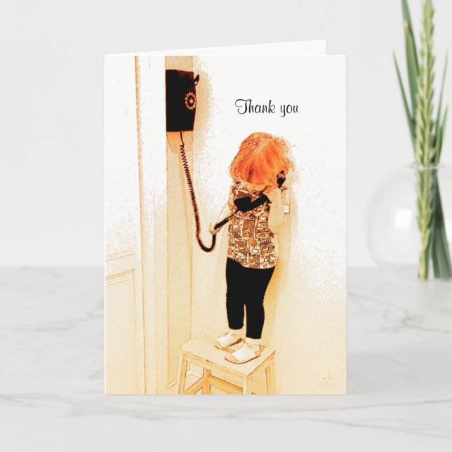 Cartão Little Girl Talking on an Old Black Telephone (Frente)