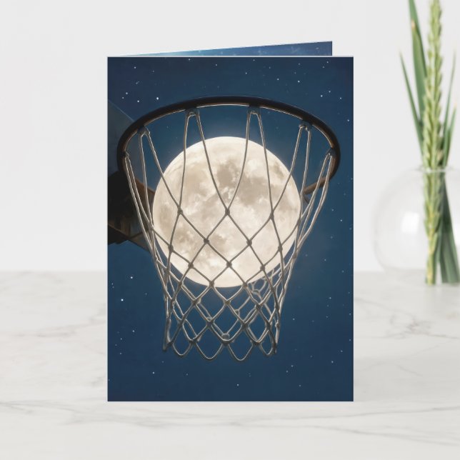 Cartão Lua Cheia de Aniversário em uma Rede de Basquete (Frente)