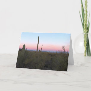 Cartão Lua Rosa sobre Saguaro ao Nascer do Sol