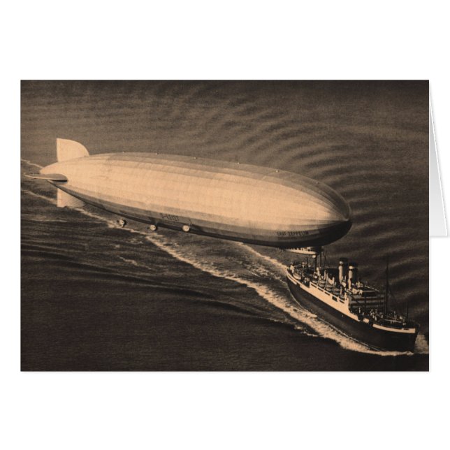 Cartão LZ-127 Graf Zeppelin sobre o Ocean Liner alemão (Frente Horizontal)