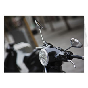 Cartão Madrid, patinete Vespa preto