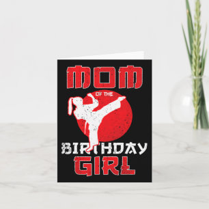 Cartão Mãe do Aniversário de Karatê Taekwondo Menina Arte