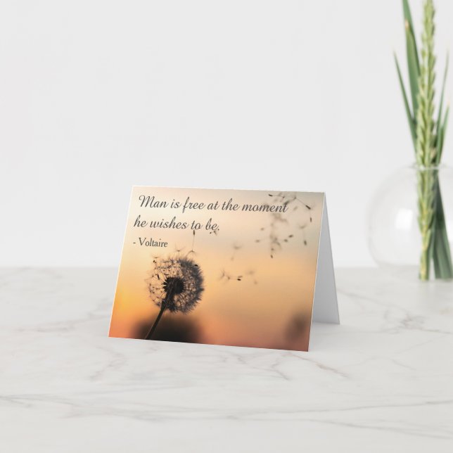 Cartão Man is Free Voltaire Quote (Frente)