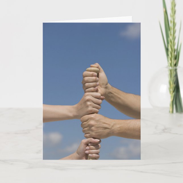 Cartão Mãos de Equipe no Bat (Frente)