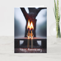 Matchsticks de aniversário com chamas