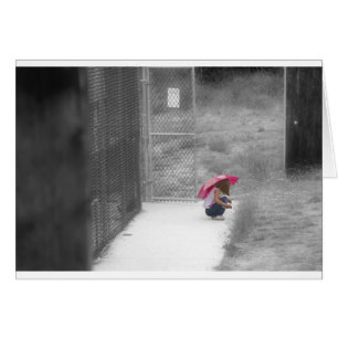 Cartão Menina com um guarda-chuva cor-de-rosa II