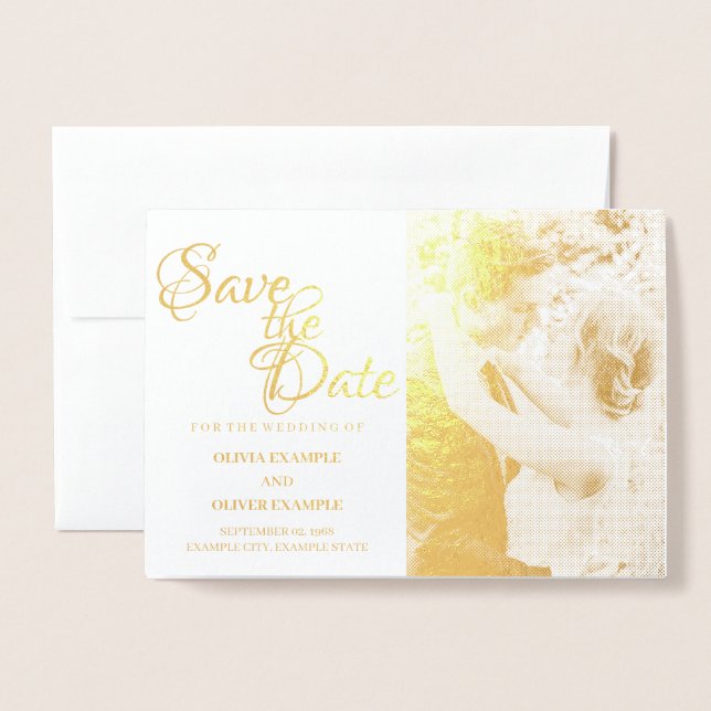 Cartão Metalizado Beijar casal de casamento em monocromo (Frente com envelope)