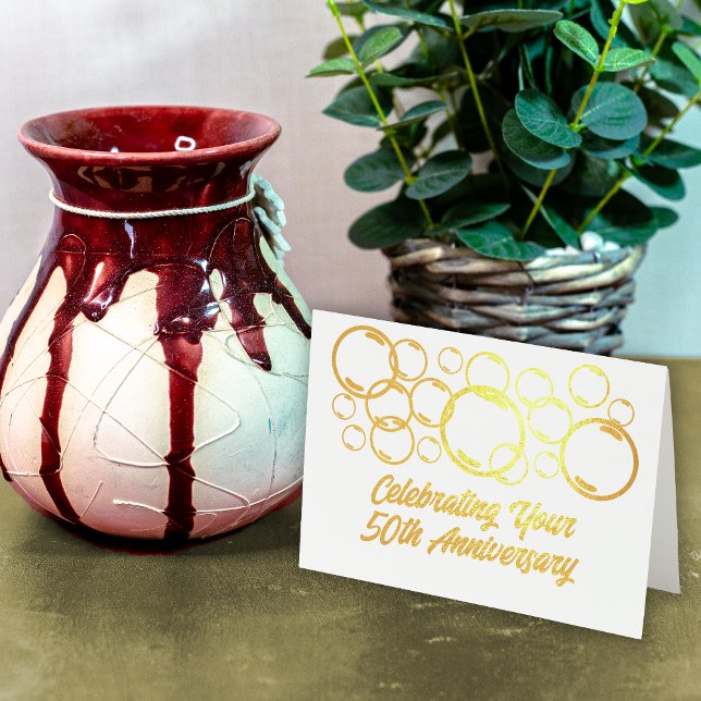Cartão Metalizado Bolhas de Celebração do 50º Aniversário (50th anniversary with a bubble design.)