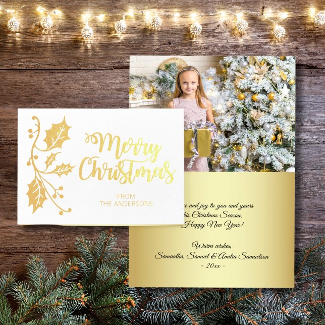 Cartão Metalizado Elegante Holly Felry Natal Saudação FOTO Dourada (Elegant Holly Merry Christmas Greeting PHOTO Gold Foil Card)