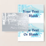 Cartão Metalizado Lobo Solitário No WInter<br><div class="desc">Um lobo (Canis lupus) percorre uma paisagem nevada de pássaros e montanhas nesta imagem estilizada,  de monotone azul. Leitura de texto,  "Feliz Natal" também aparece. Adicione seu próprio texto adicional.</div>